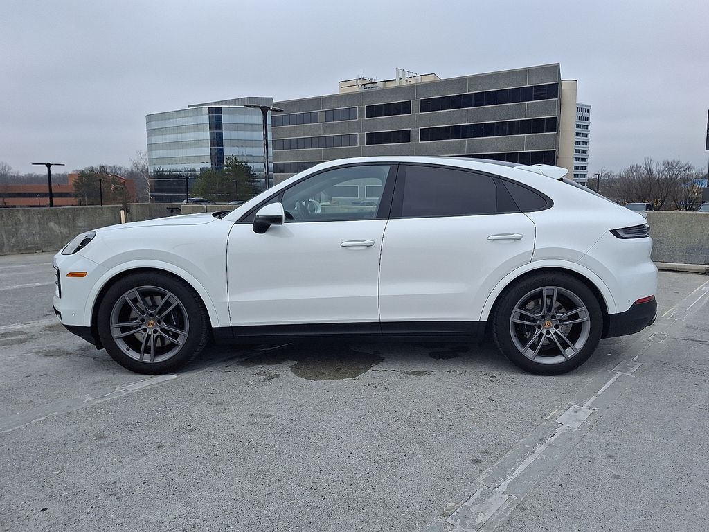 Thumbnail: 2025 Porsche  - 2