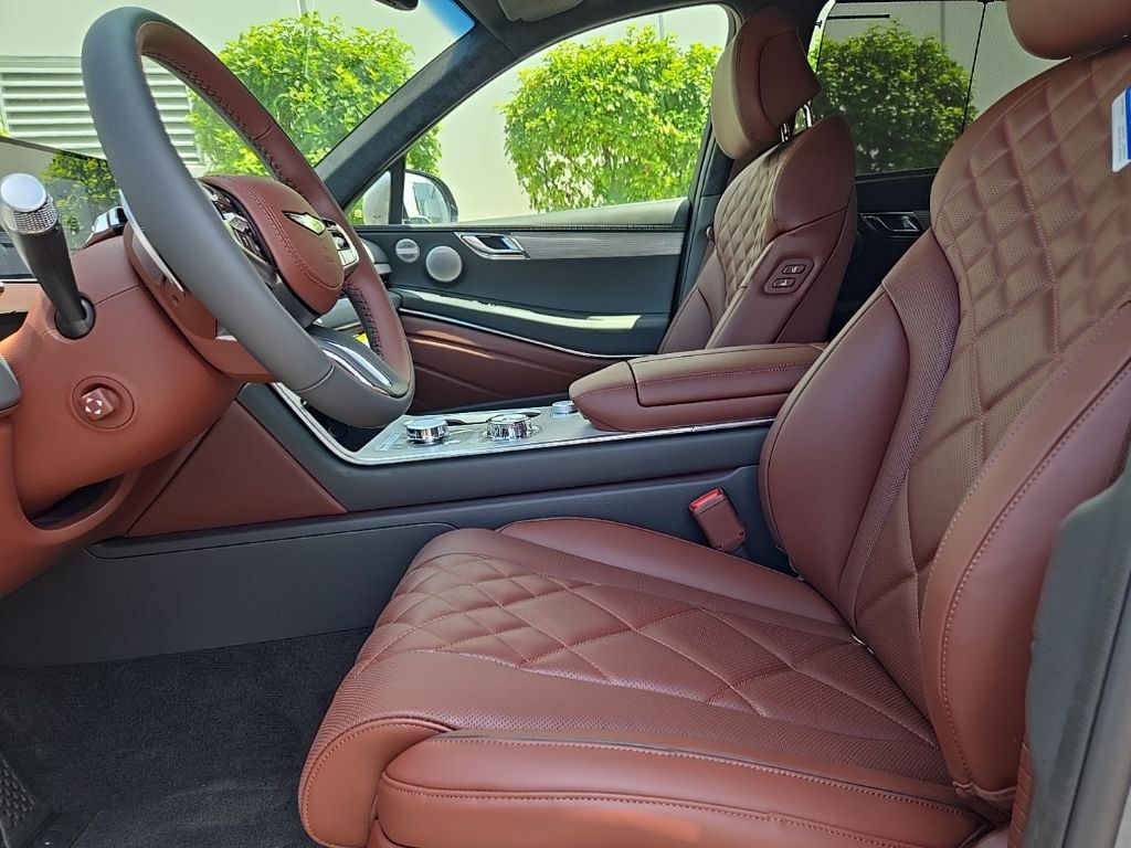 Thumbnail: 2025 Genesis GV80 - 17