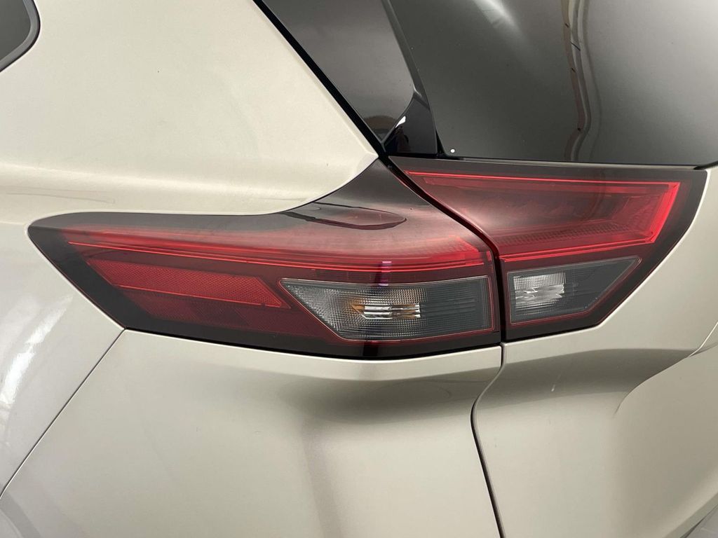 2022 Nissan Rogue SL Gold at Bob Ruth Ford