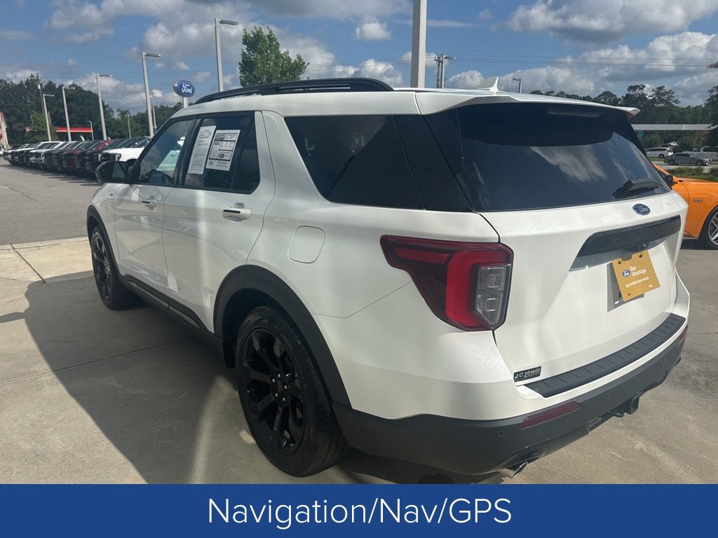 2024 Ford Explorer ST-Line