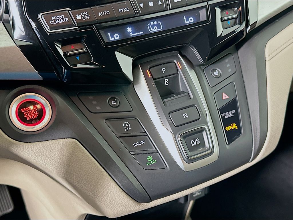 Thumbnail: 2022 Honda Odyssey - 16