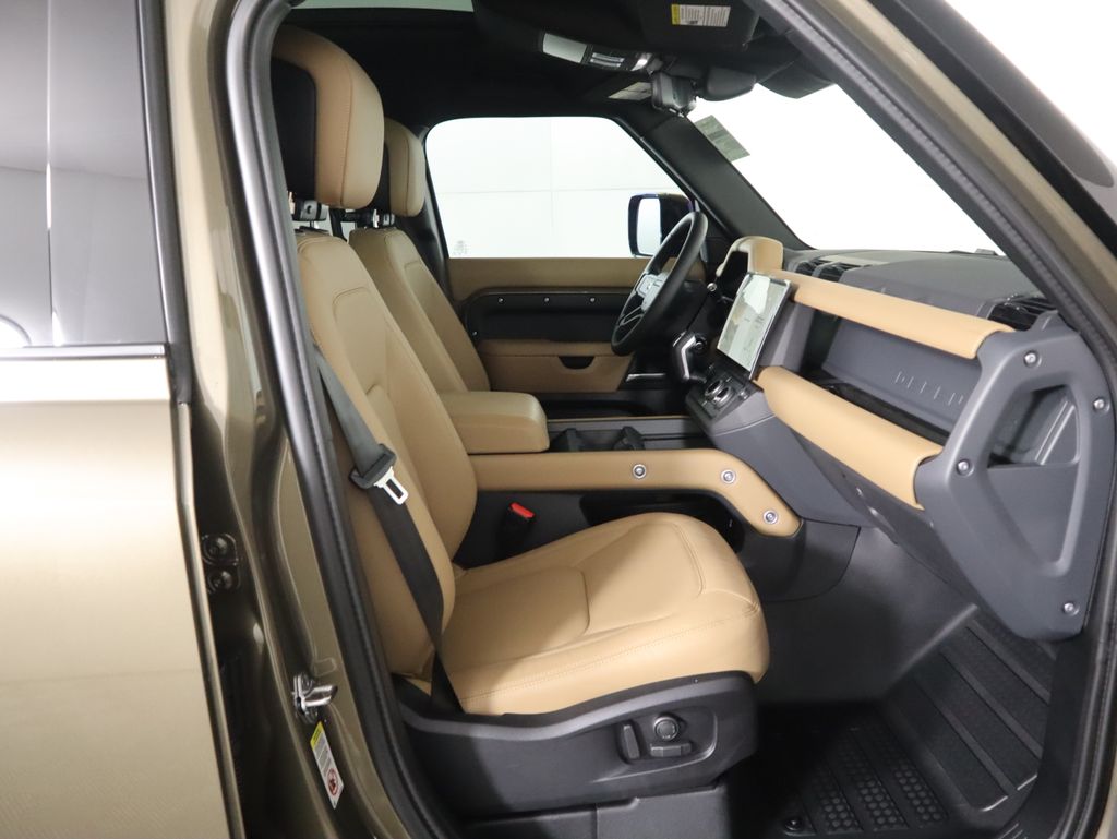 Thumbnail: 2026 Land Rover Defender - 22