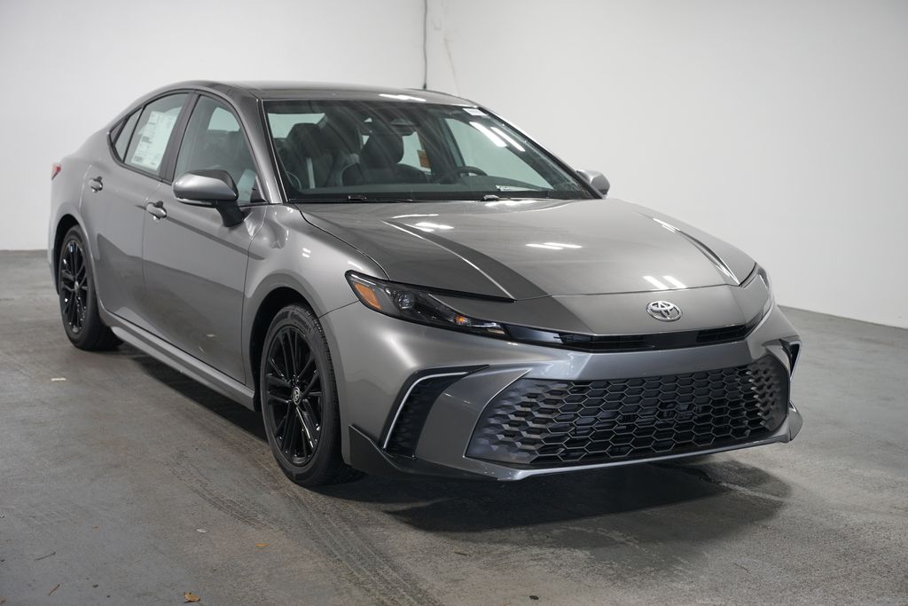 Thumbnail: 2025 Toyota Camry - 3