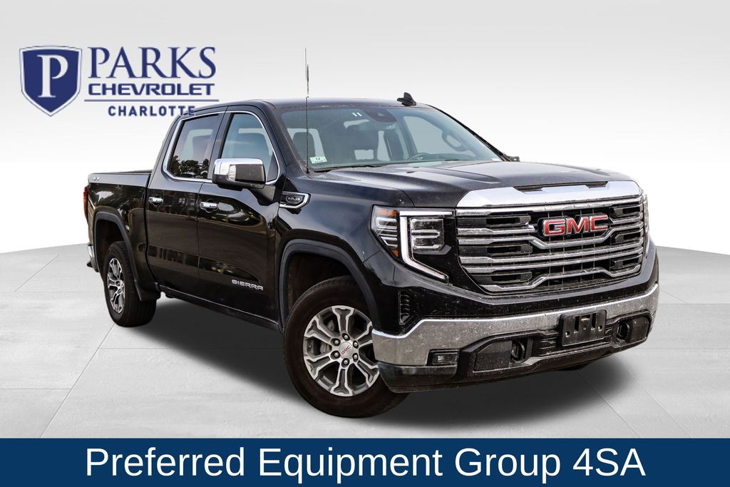 2025 GMC Sierra 1500 SLT Crew Cab 4WD