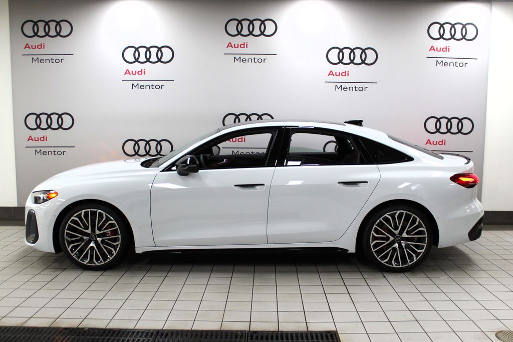 Thumbnail: 2025 Audi S5 - 3