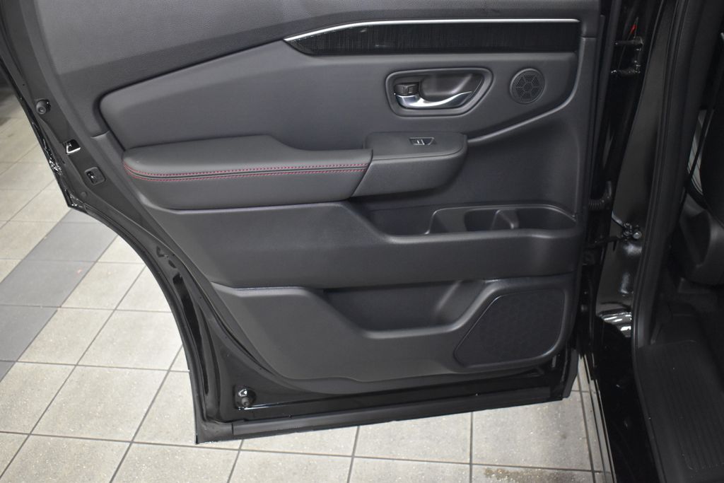 Thumbnail: 2025 Honda Pilot - 22