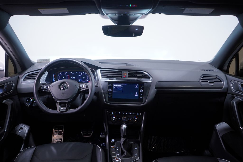 Thumbnail: 2020 Volkswagen Tiguan - 10