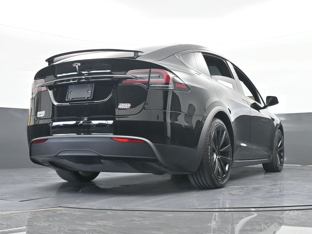 Used 2022 Black Tesla Plaid image 55