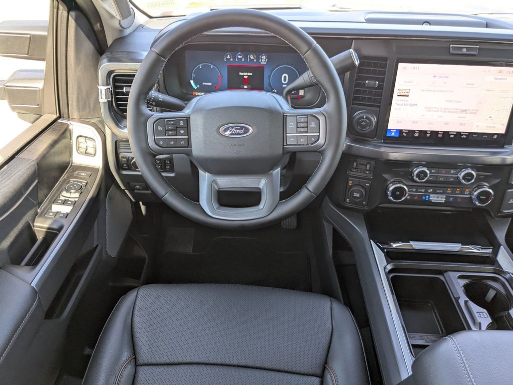 2025 Ford F-250 Super Duty Black Widow