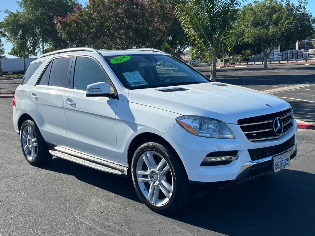 Thumbnail: 2015 Mercedes-Benz M-Class - 3