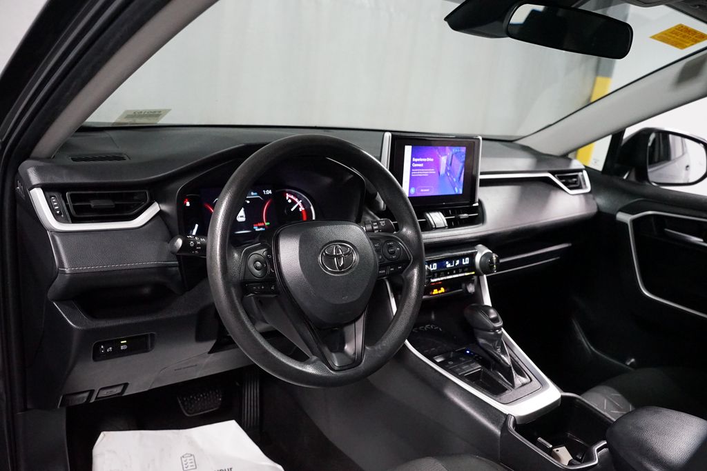 Thumbnail: 2024 Toyota RAV4 - 11