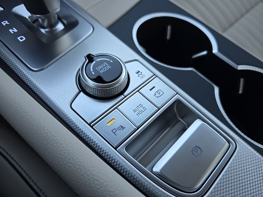 Thumbnail: 2026 Genesis G70 - 31