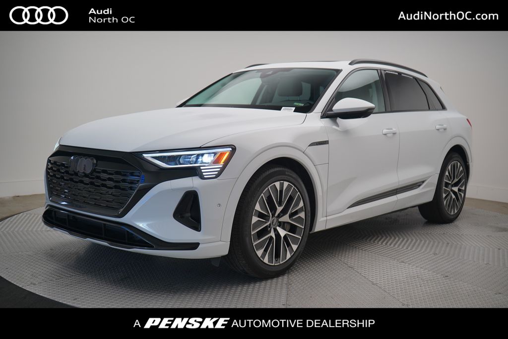 Thumbnail: 2024 Audi Q8 e-tron - 1