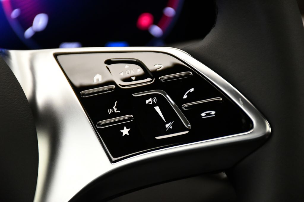 Thumbnail: 2026 Mercedes-Benz GLC - 25