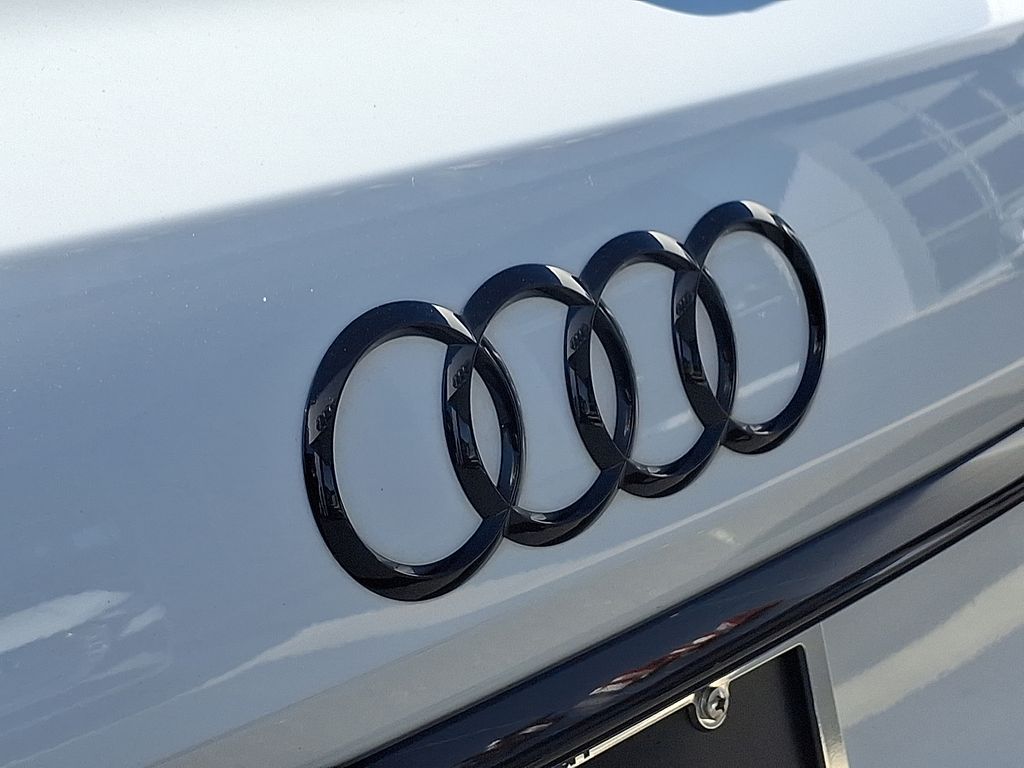 Thumbnail: 2023 Audi Q7 - 31