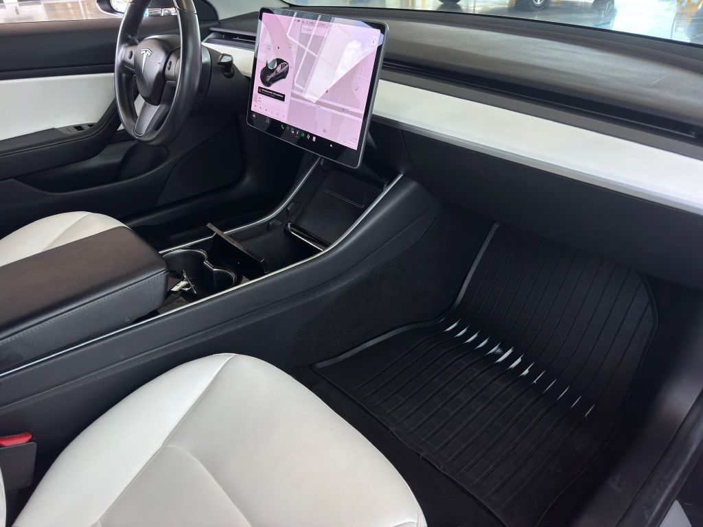 2018 Tesla Model 3 Long Range  at Autostrade