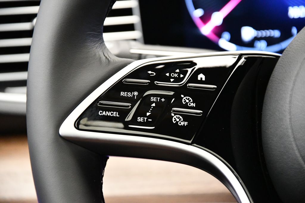 Thumbnail: 2025 Mercedes-Benz GLE - 23