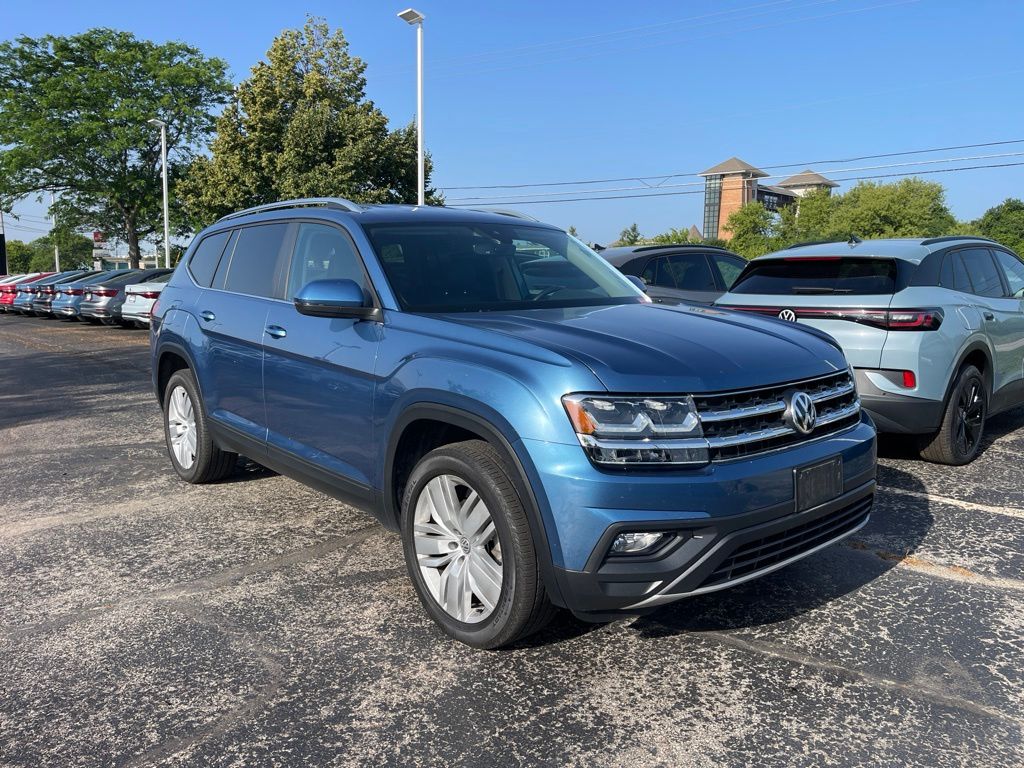 Used 2019 Pacific Blue Metallic Volkswagen 3.6L V6 SE image 4