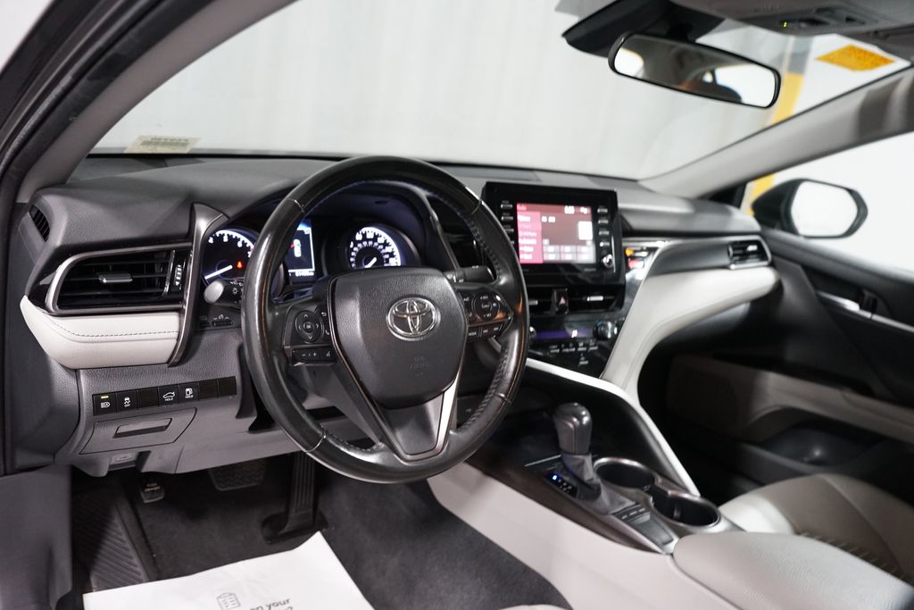 Thumbnail: 2023 Toyota Camry - 11