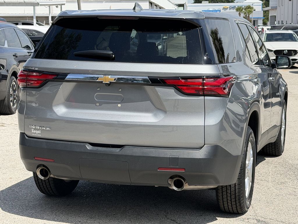 used 2023 Chevrolet Traverse car, priced at $19,991