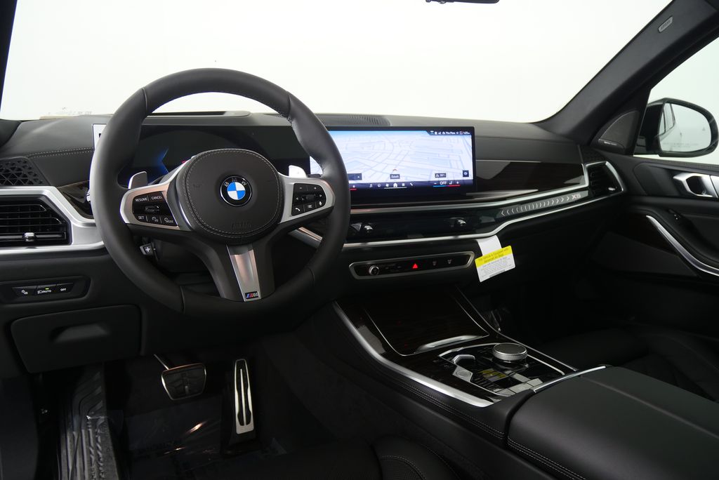 Thumbnail: 2026 BMW X5 - 32