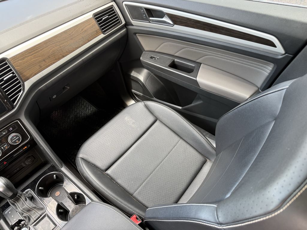 2023 Volkswagen Atlas 3.6L V6 SE w/Technology Silver at North Houston Mitsubishi