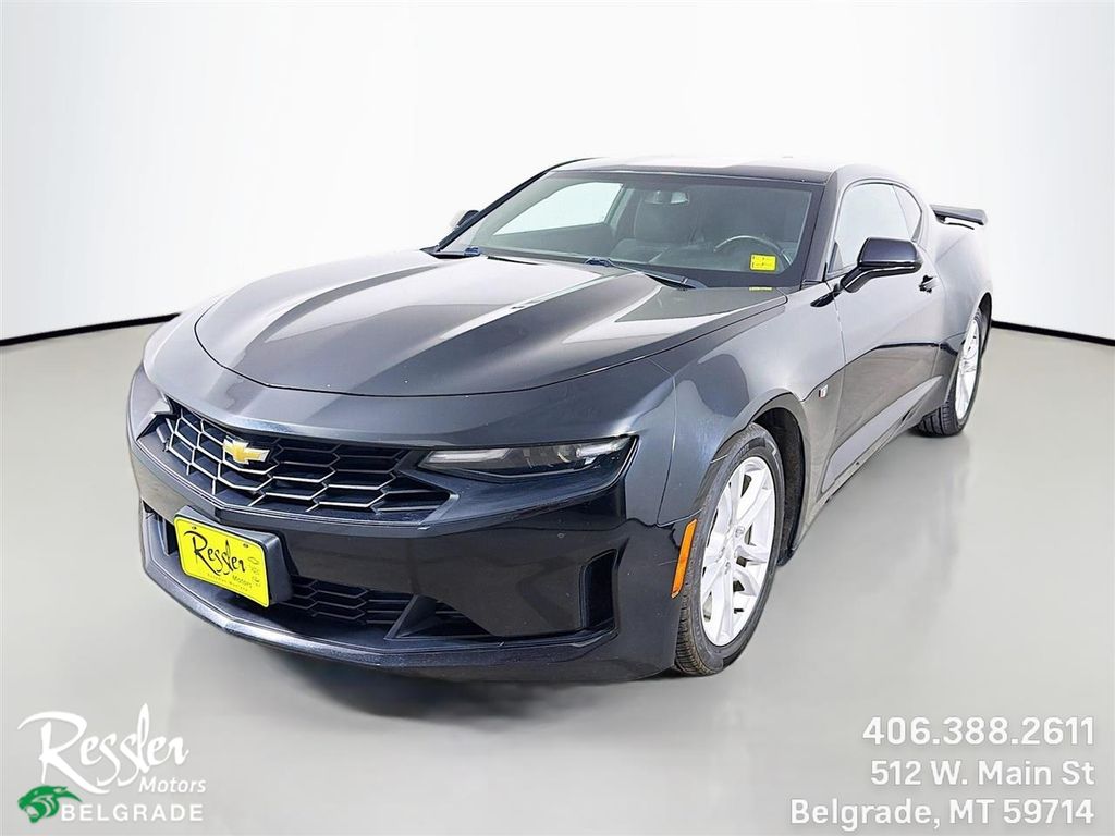 2020 Chevrolet Camaro LS Coupe RWD