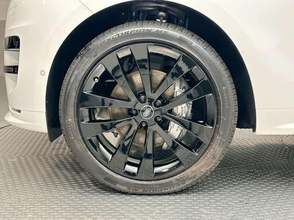 2025 Land Rover Range Rover Sport SE Dynamic 5