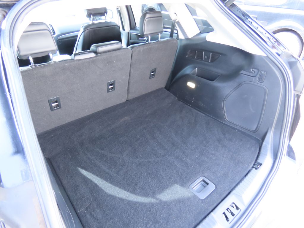 Thumbnail: 2016 Ford Edge - 12