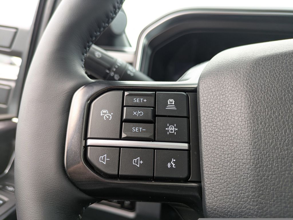 2026 Ford F-350 Super Duty Platinum