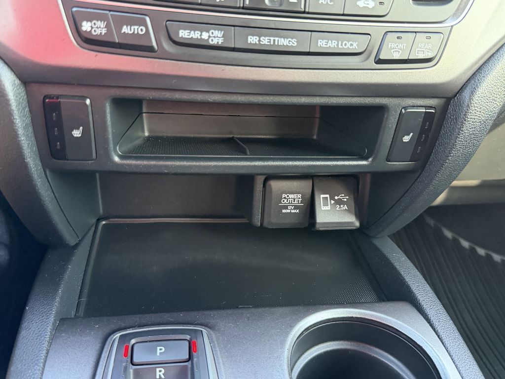 used 2022 Honda Pilot car, priced at $20,394