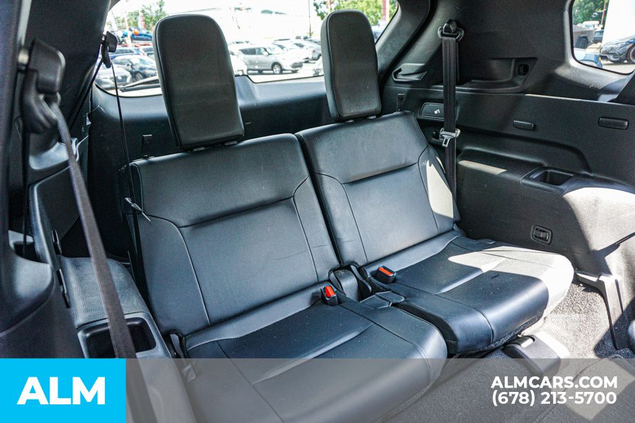 Used 2024 Blue Mitsubishi SE image 23