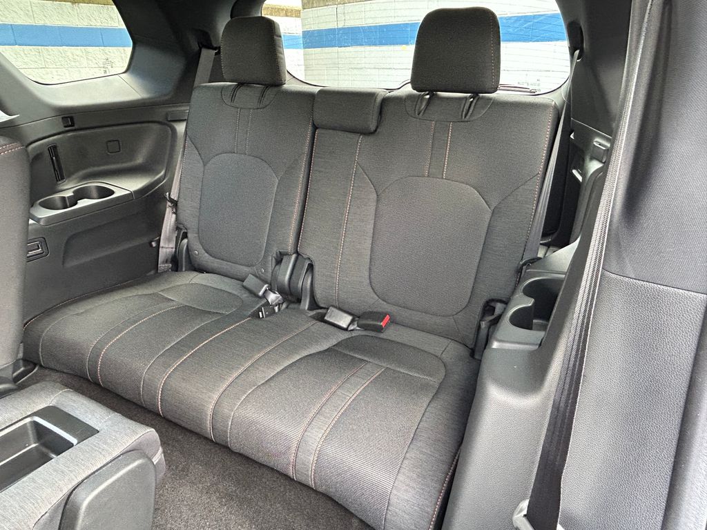 2025 Honda Pilot Sport 18