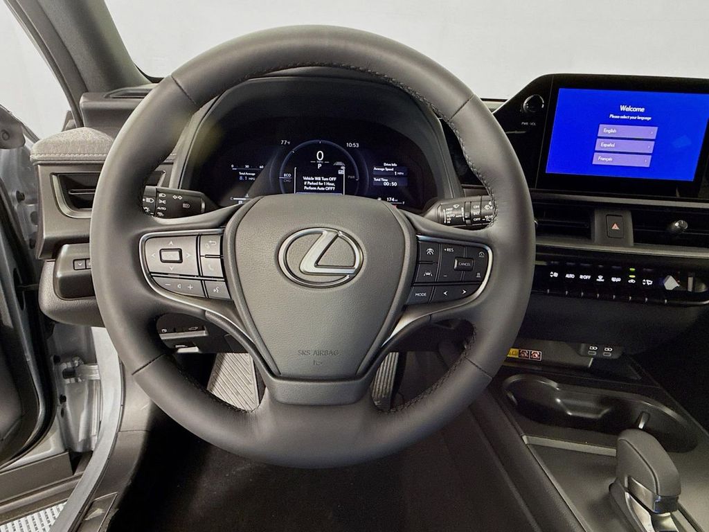 Thumbnail: 2025 Lexus UX - 10