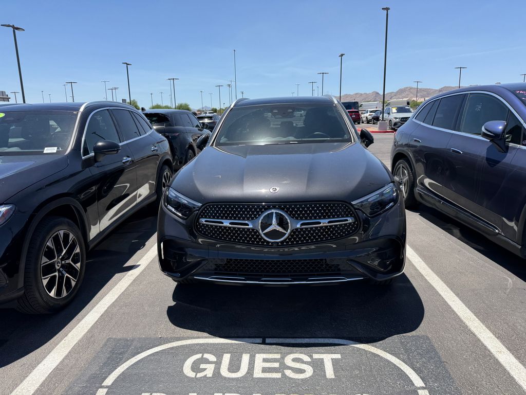 Used 2026 Gray Mercedes-Benz GLC 300 image 2