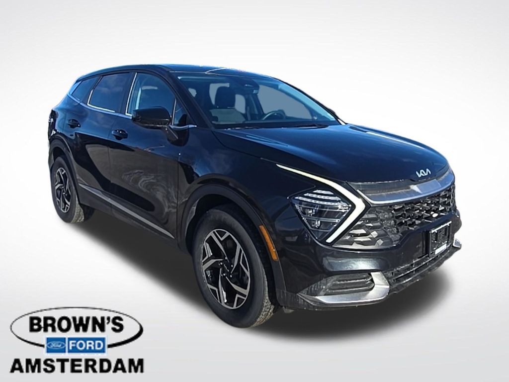 2024 Kia Sportage LX - 0