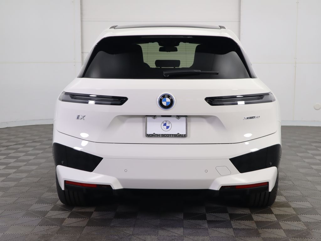 2025 BMW iX xDrive50 6
