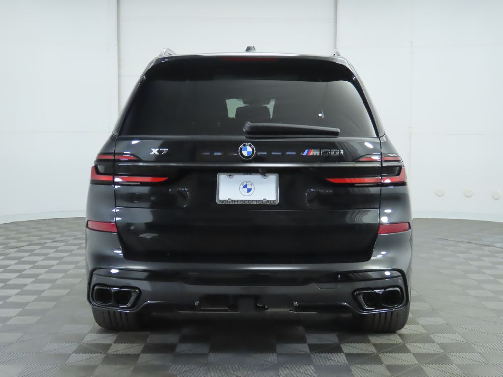 2025 BMW X7 M60i 6