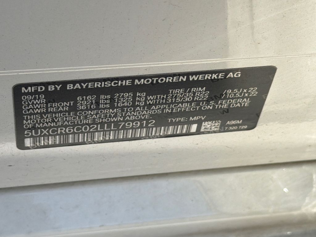 Used 2020 White BMW xDrive40i image 33