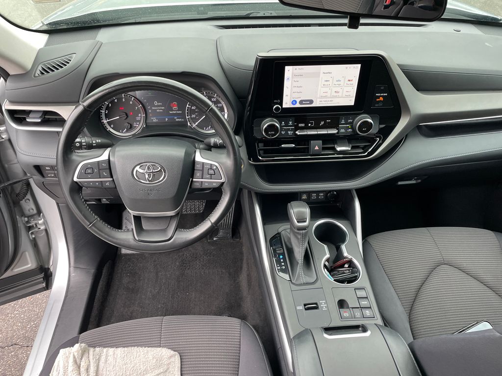 Used 2023 Toyota Highlander SUV