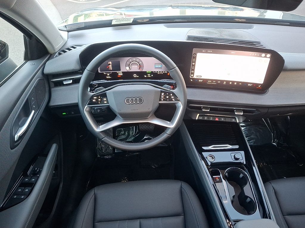 Thumbnail: 2026 Audi Q3 - 11