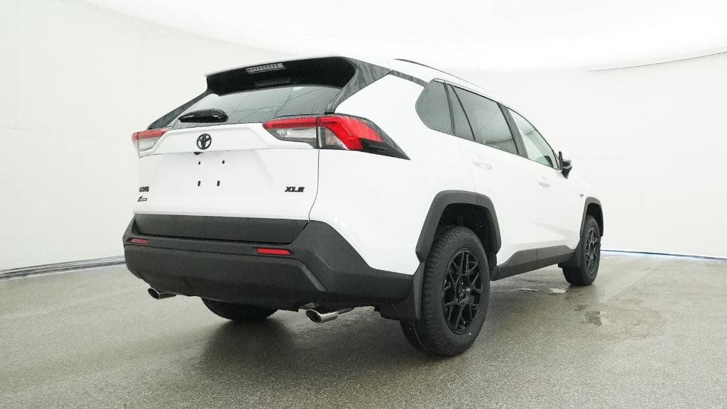 Thumbnail: 2025 Toyota RAV4 - 10
