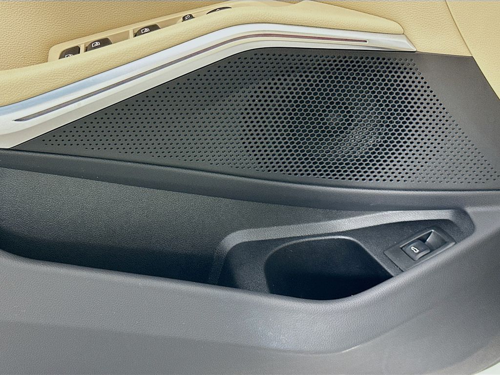 Thumbnail: 2025 BMW 3 Series - 19