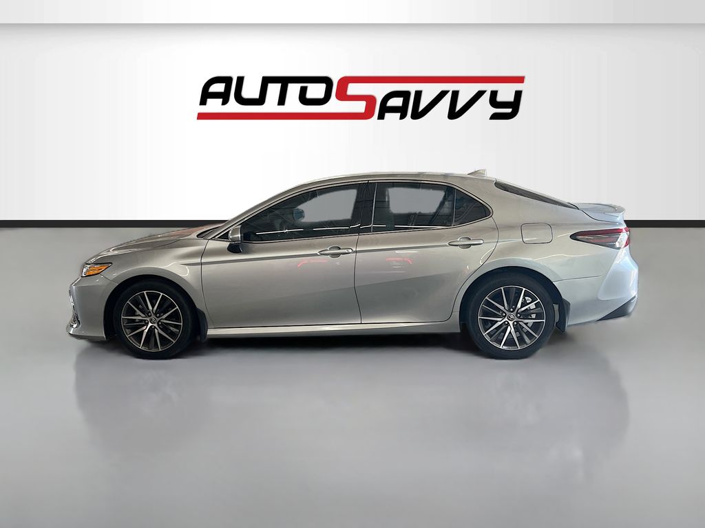 Used 2023 Silver Toyota XLE image 4
