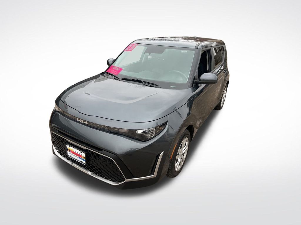 2023 Kia Soul LX photo