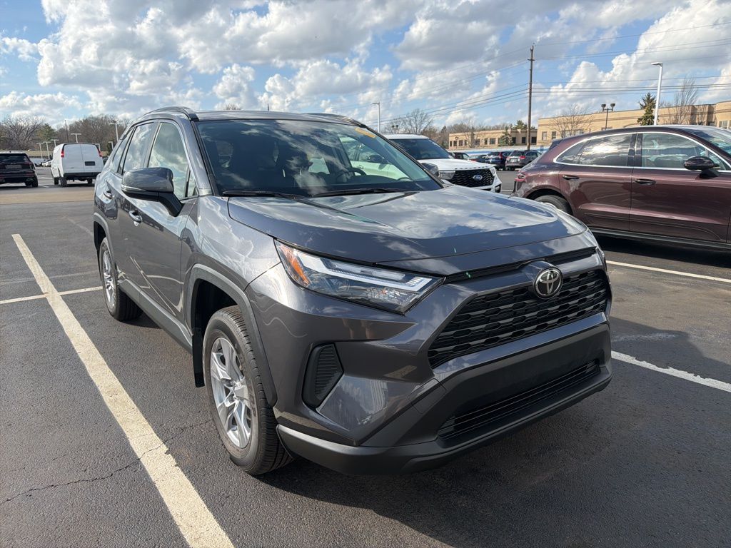 Thumbnail: 2025 Toyota RAV4 - 4