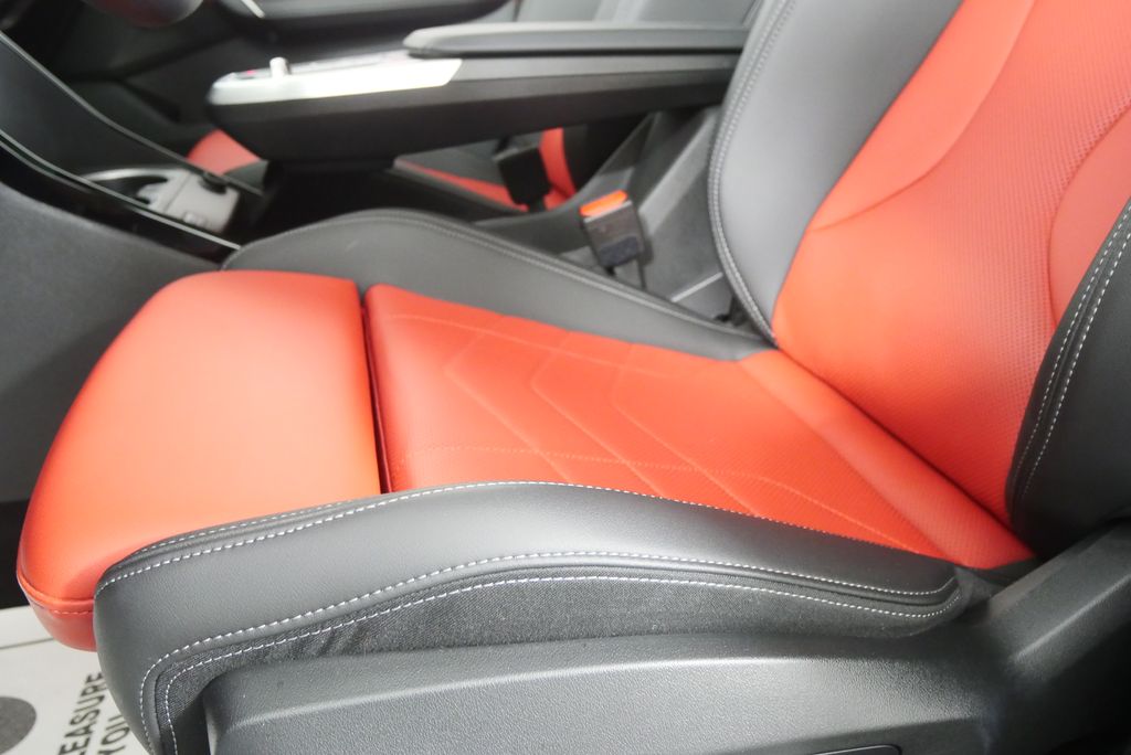 Thumbnail: 2024 BMW X2 - 9