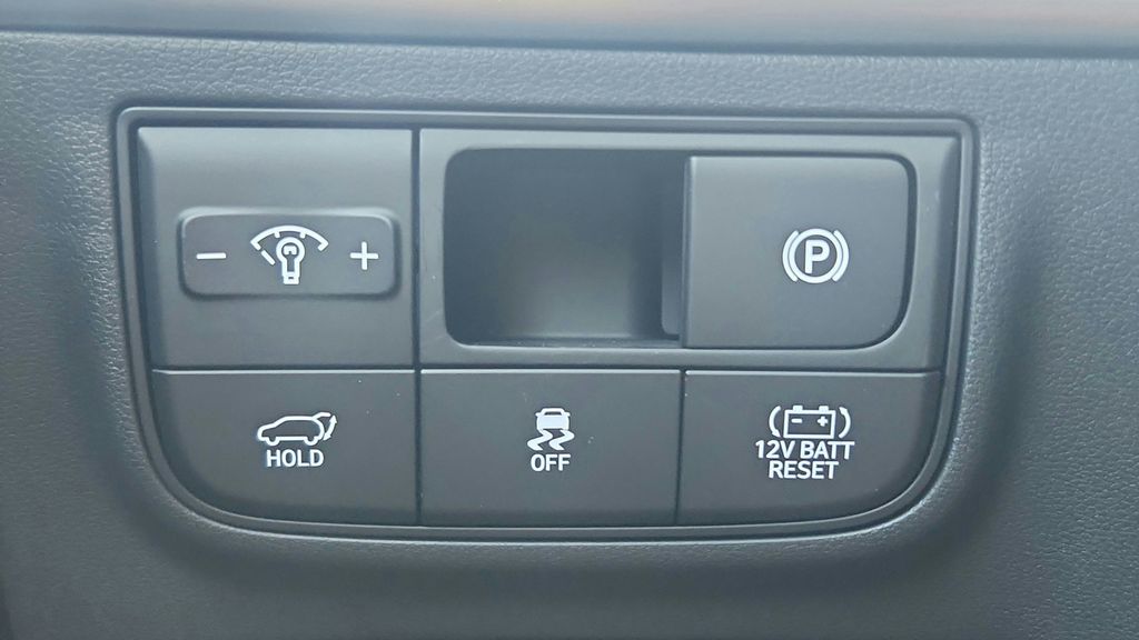 2025 Hyundai Tucson Hybrid