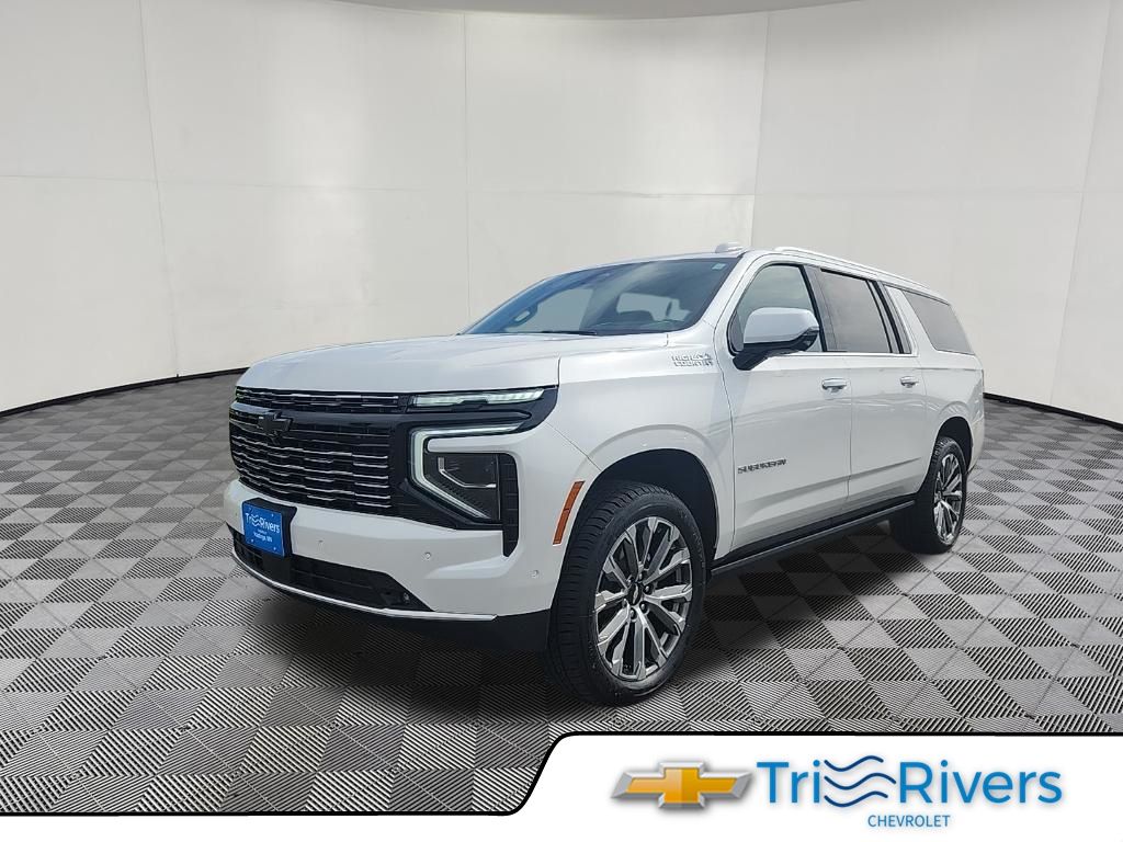 White (Iridescent Pearl Tricoat) 2025 Chevrolet Suburban High Country 4WD SUV / Crossover Four-Wheel Drive