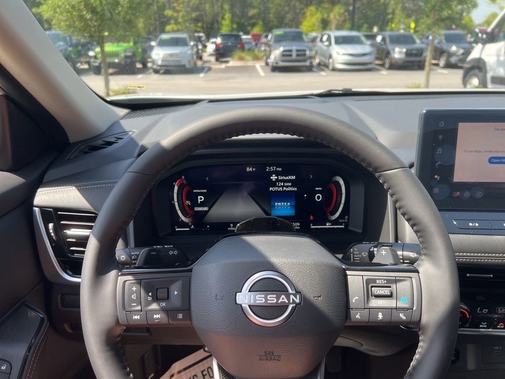 2025 Everest White Pearl Nissan Rogue SL FWD SUV